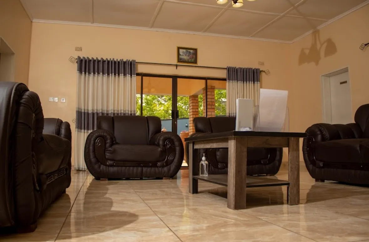 Open-plan lounge